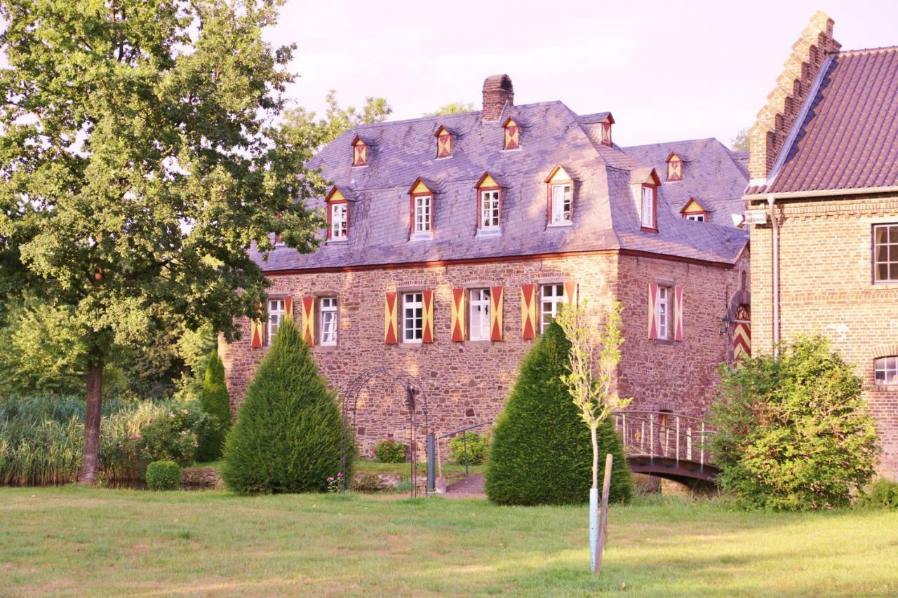 Kleeburg Hotel Euskirchen Exterior photo